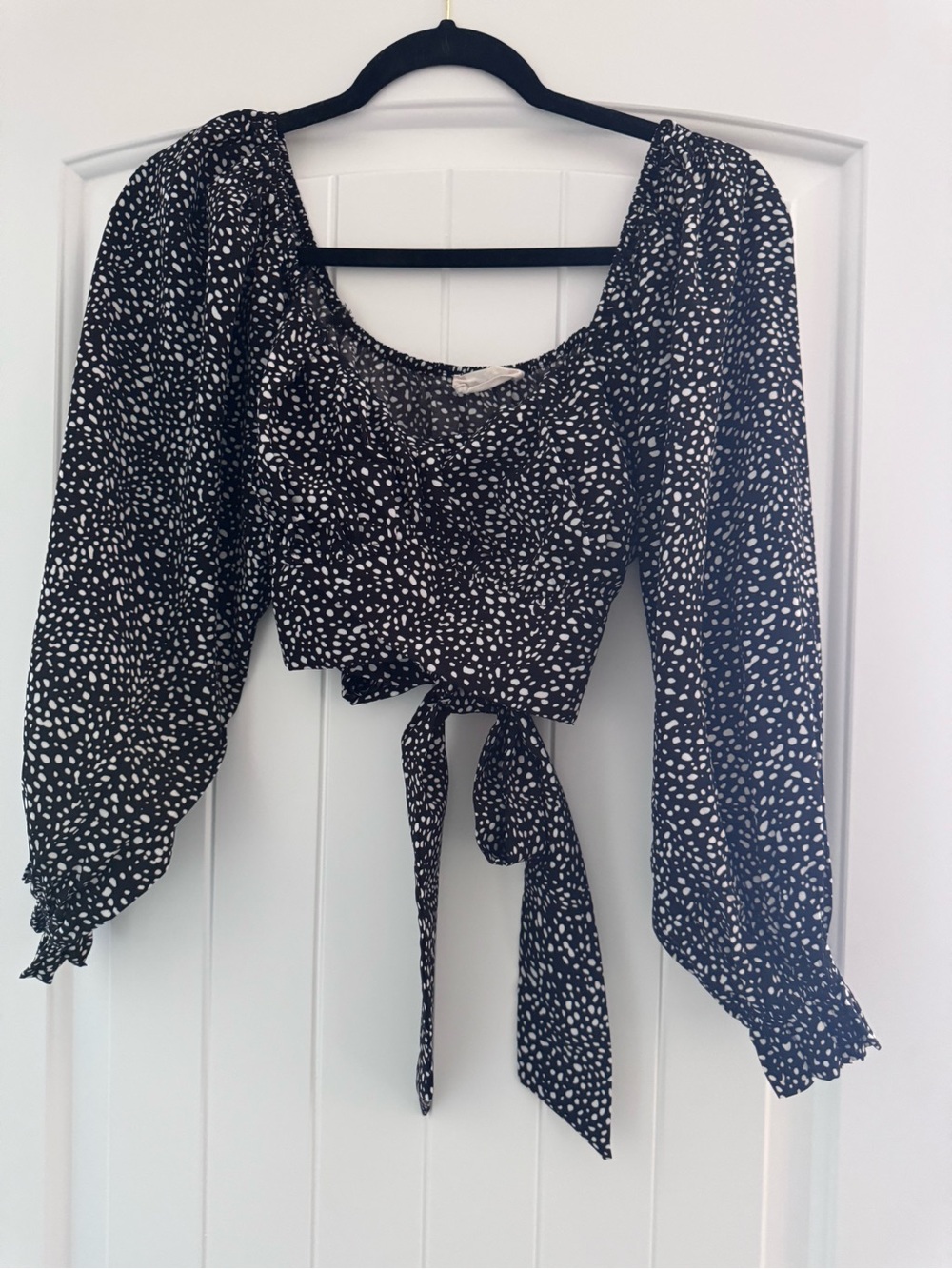 Altar'd State Black and White Tie Puff Sleeve Crop Top